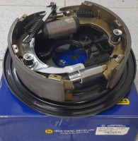 Щит тормозной Bongo III 2WD/1.4т задний левый в сборе